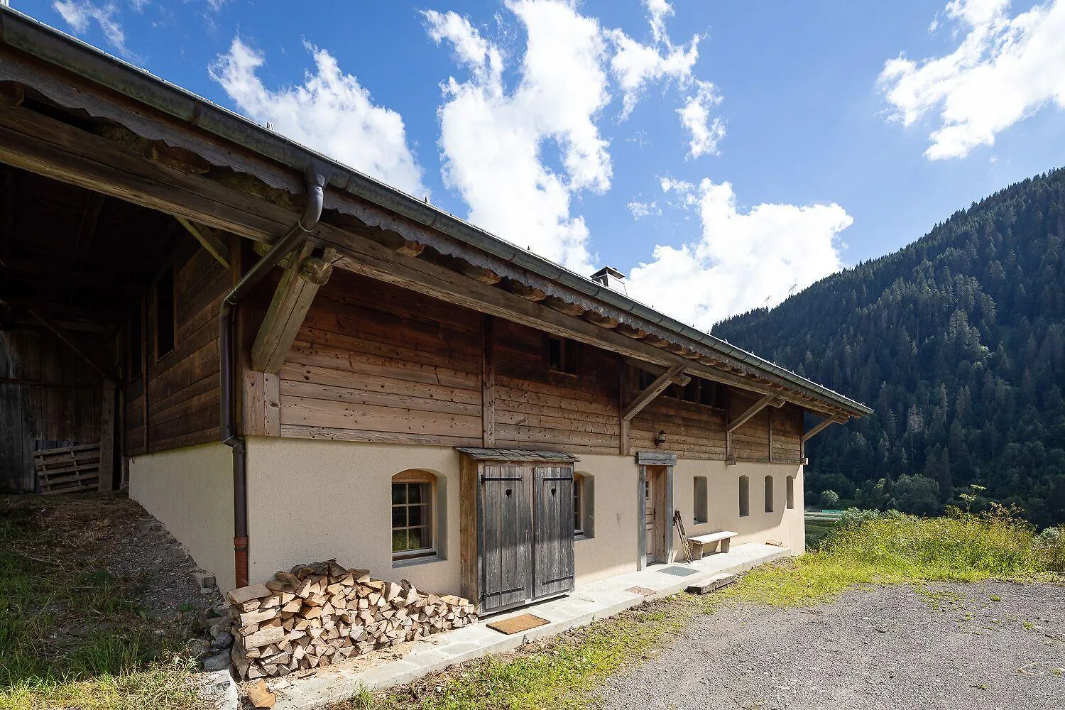 Pags Haut Chatel 0*,